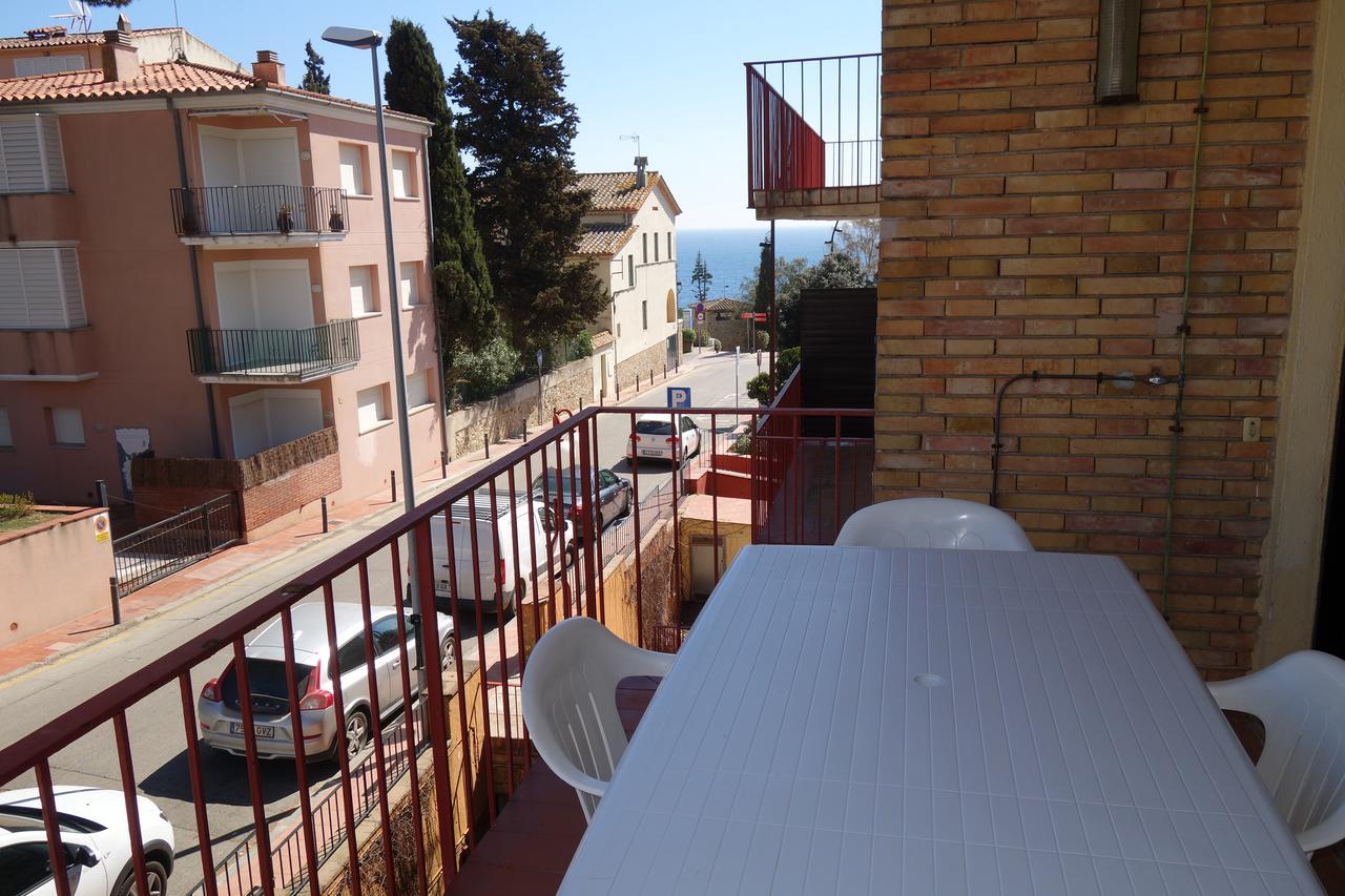 Apartamentos Port-Pelegri Calella De Palafrugell Exterior photo